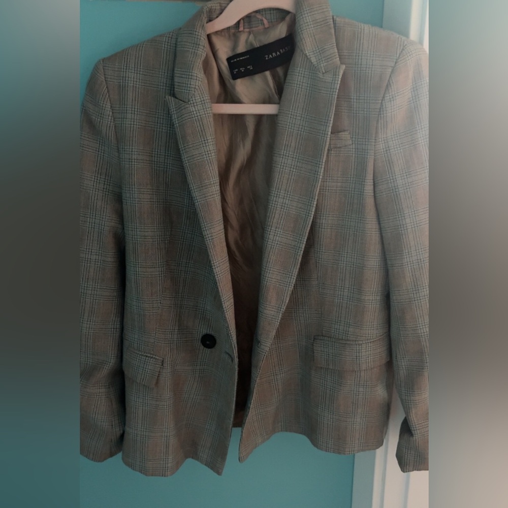Zara Women's Plaid Blazer in Gray and Tan